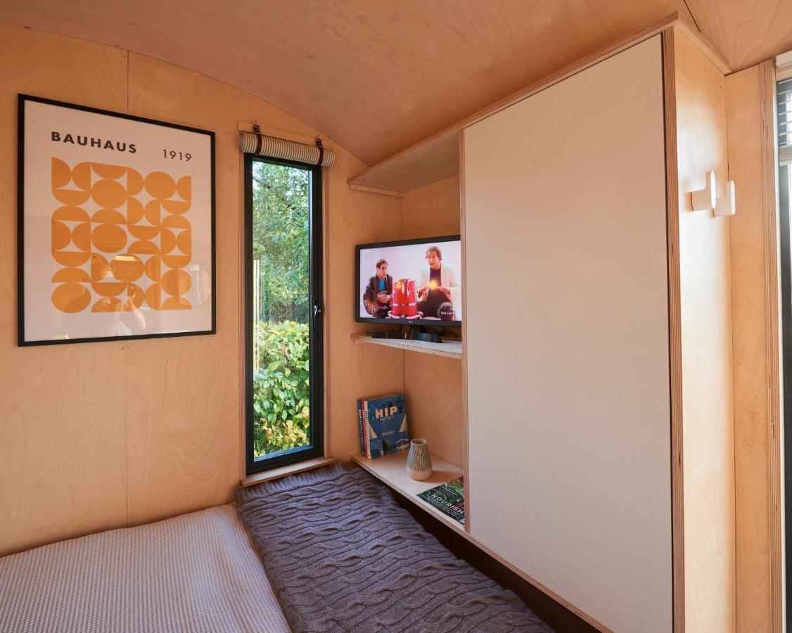 Hut64 Vila Alderbury Exterior foto